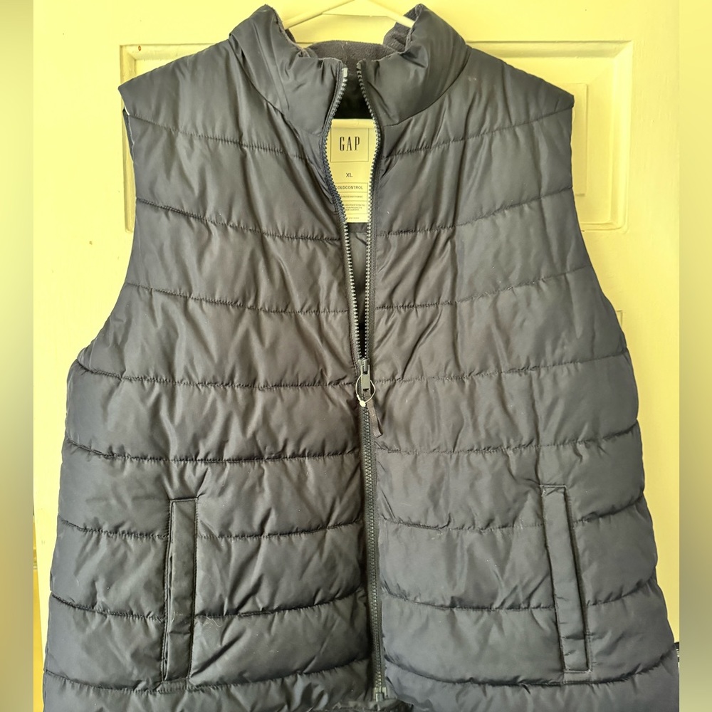 Gap Puffer Vest